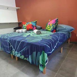  Hébergement de vacances Le Fare Ape Tarua
